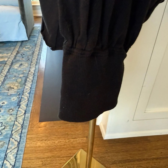 Free People Movement Women’s V Neck Over Sized Black Tee Size S - Picture 4 of 13